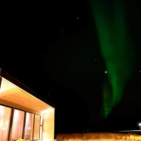 Ekkeroy Lodge - Arctic Living Vadso Bagian luar foto