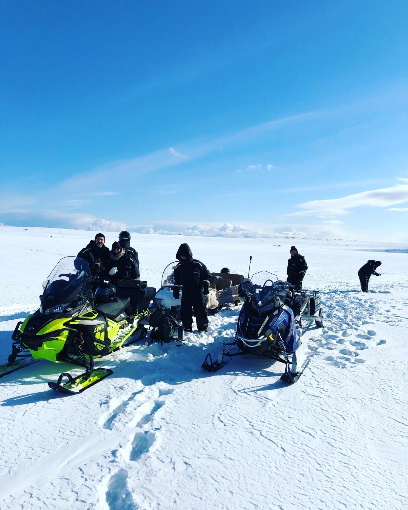 Ekkeroy Lodge - Arctic Living Vadso Bagian luar foto